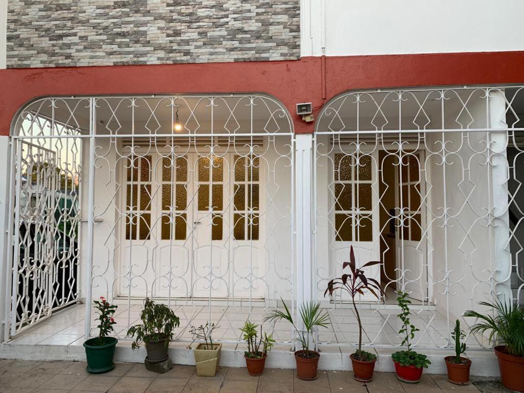 Chez Marc Apartment เลส์อาบิมส์ ภายนอก รูปภาพ